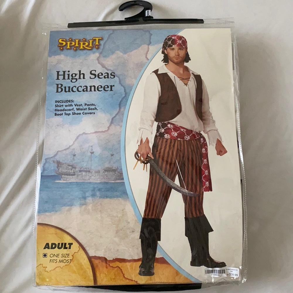 Pirate costume- never worn